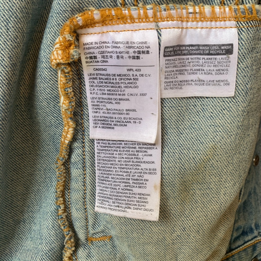 Levis Denim Jacket - Picture 5 of 6